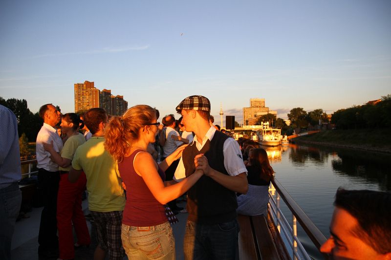 247-Tanzschiff 2012
